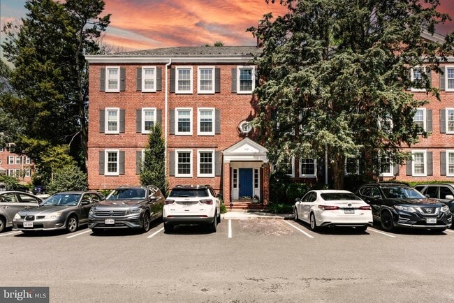 Photo - 3057 S Buchanan St Apartment Unit A1