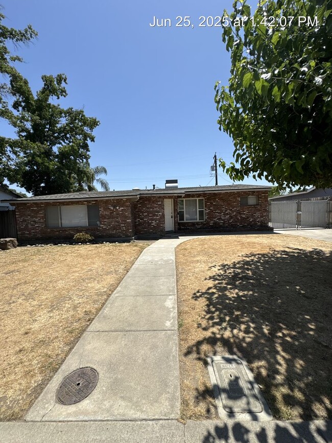 Upgrades galore to this home on Harvard St... - Upgrades galore to this home on Harvard St...