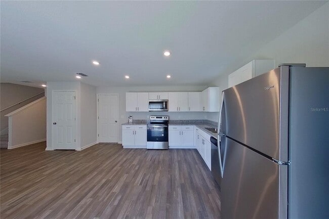 Photo - 1762 Nebraska Loop