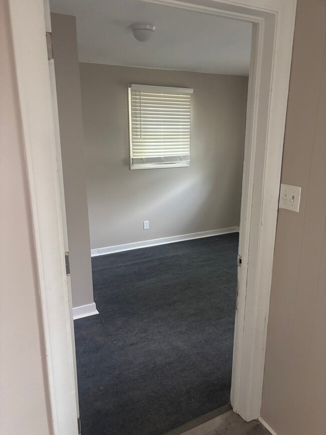 Photo - 639 Arch Dr