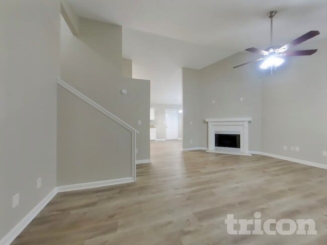 10 Magnolia St