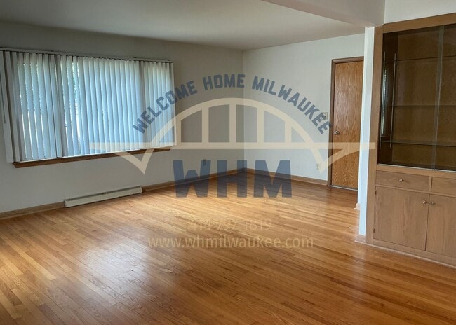 Photo - 7313 Harwood Ave