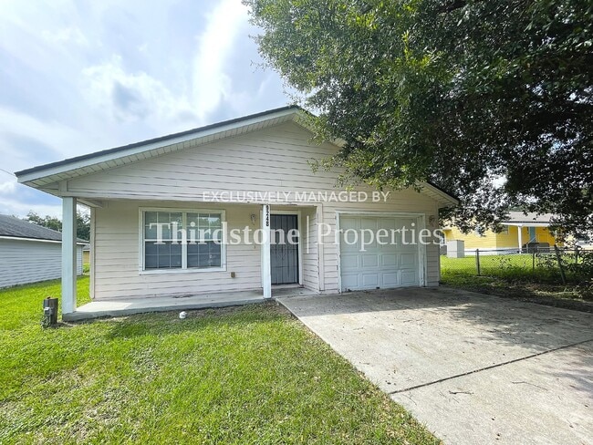 Building Photo - 9248 8th Ave Rental