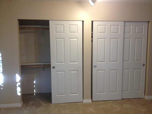 Photo - 9210 Market Pl Unidad E101