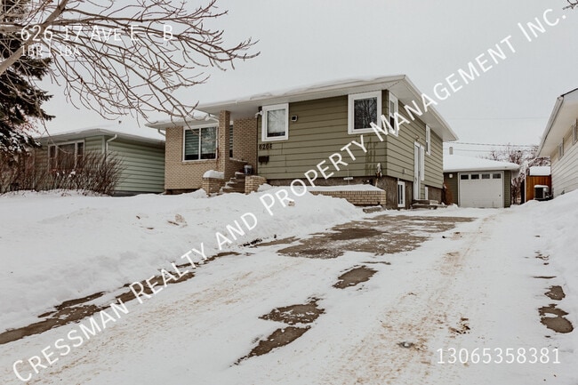 Building Photo - 1 Bed, 1 Den, 1 Bath basement suite located in Al Ritchie