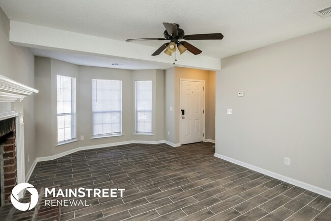 Photo - 5927 Brookside Dr SE