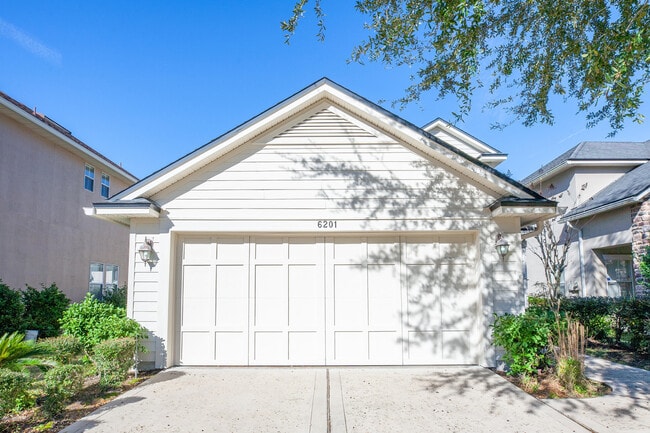 Photo - 6201 Pendragon Pl