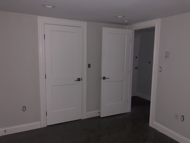 Photo - 104 Queensberry St