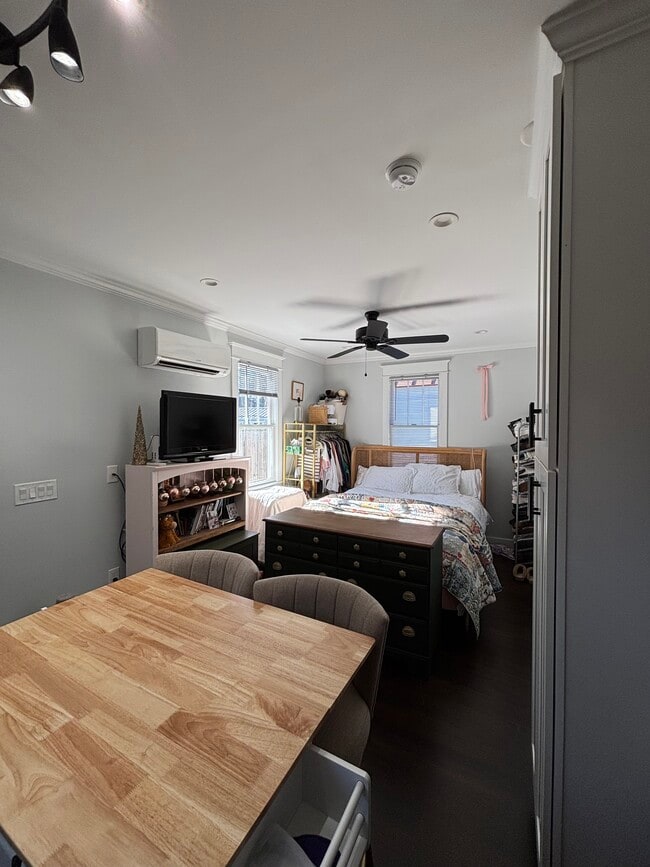 Photo - 25 Kennedy St Unit C