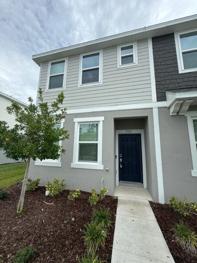 Building Photo - 3112 Skyline Lp