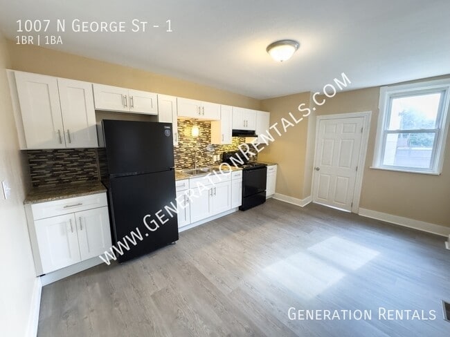 Photo - 1007 N George St Unit 1