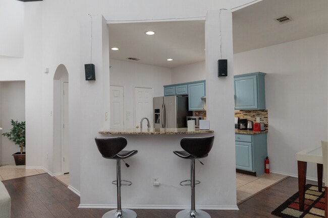 Photo - 213 Patriot Ln