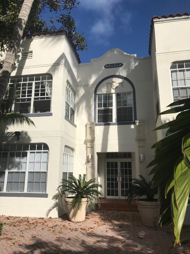 Photo - 1127 Euclid Ave Unit 103