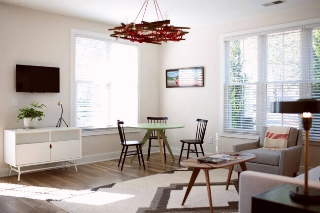 Photo - Montague at Park Circle