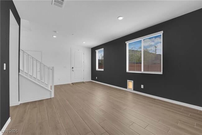 Building Photo - 195 Vander Rdg St