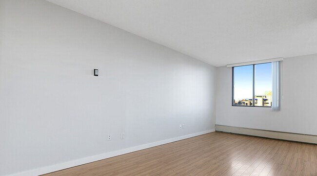 Photo - Princes Island Place