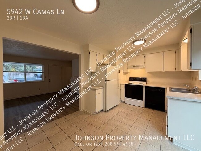 Photo - 5942 W Camas Ln