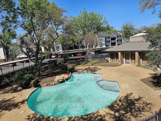 Photo - Room in Condo on Skillman St