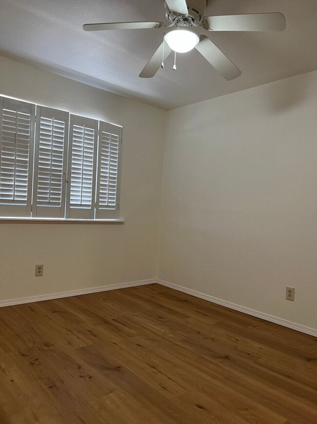 Photo - 941 Unit 941-A