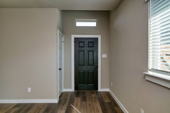 Photo - GORGEOUS 3 BEDROOM DUPLEX LOCATED IN MIDLOTHIAN ISD!