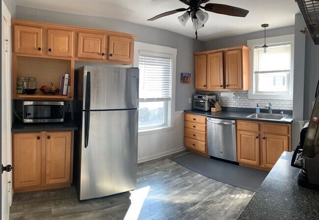 Photo - 37 Baxter St Unit 2