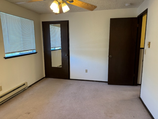 Photo - 950 SW Harrier Cir Unit 2