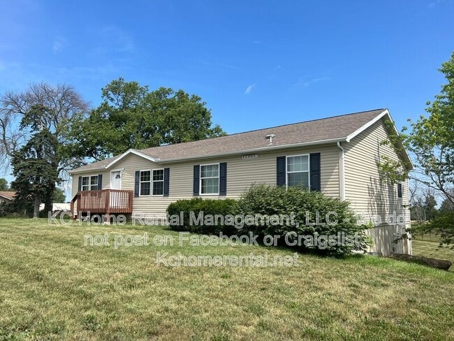Photo - 10850 W 207th St
