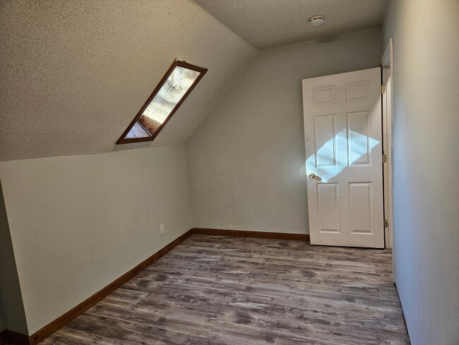 Photo - 282 Allen St Unit 2