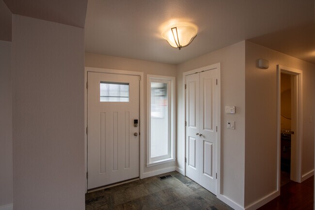 Entry w/coat closet