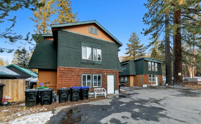 Building Photo - 1177 Ski Run Blvd Unit #A Rental