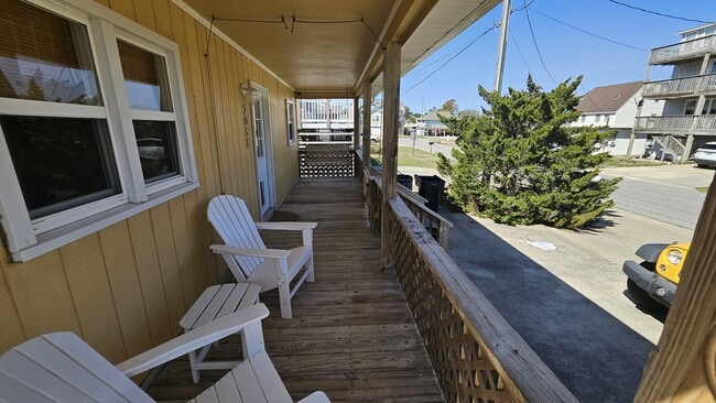 Photo - 2038 Norfolk St