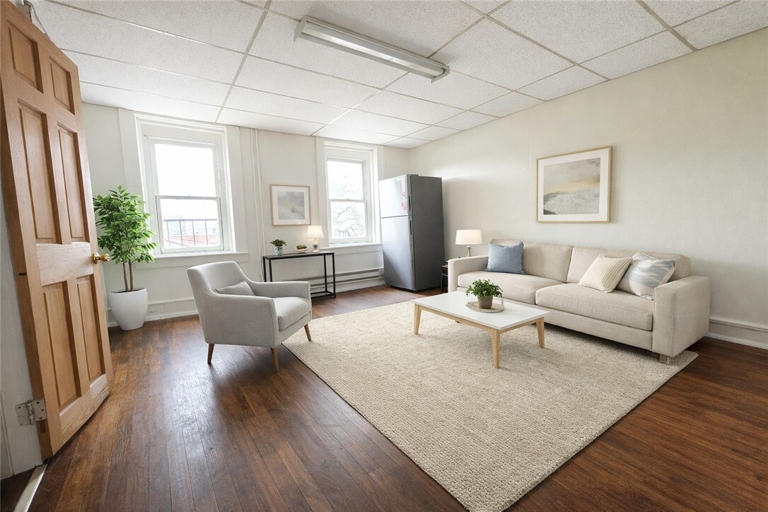 Photo - 110-112-112 Seneca St