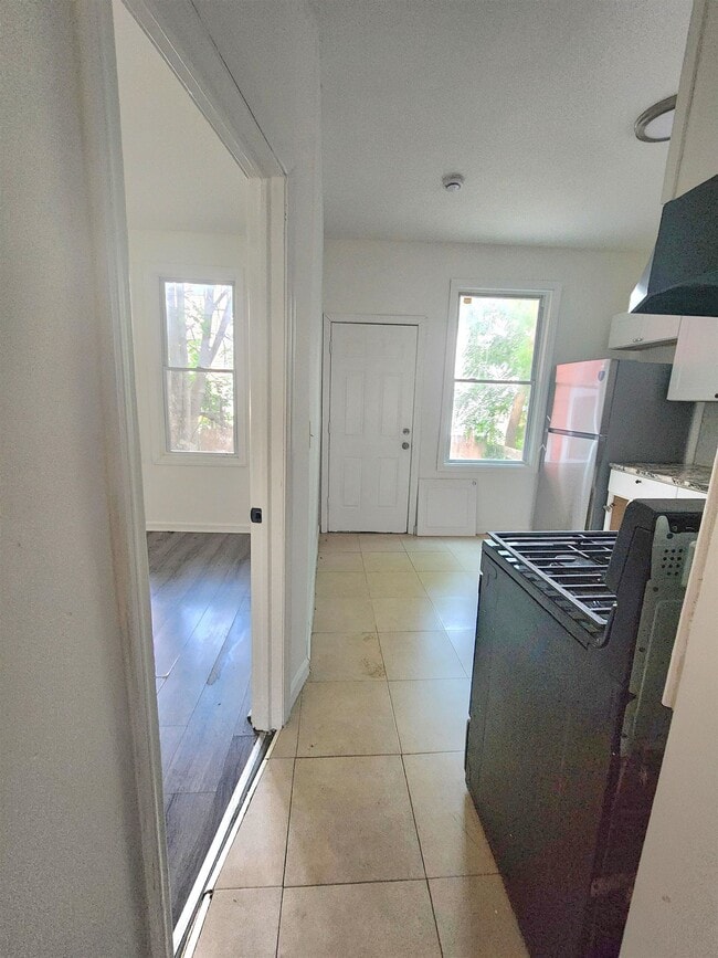 Photo - 176 Myrtle Ave Unit 1