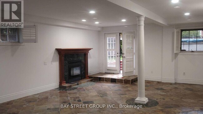 Photo - 231 Shaftsbury Ave