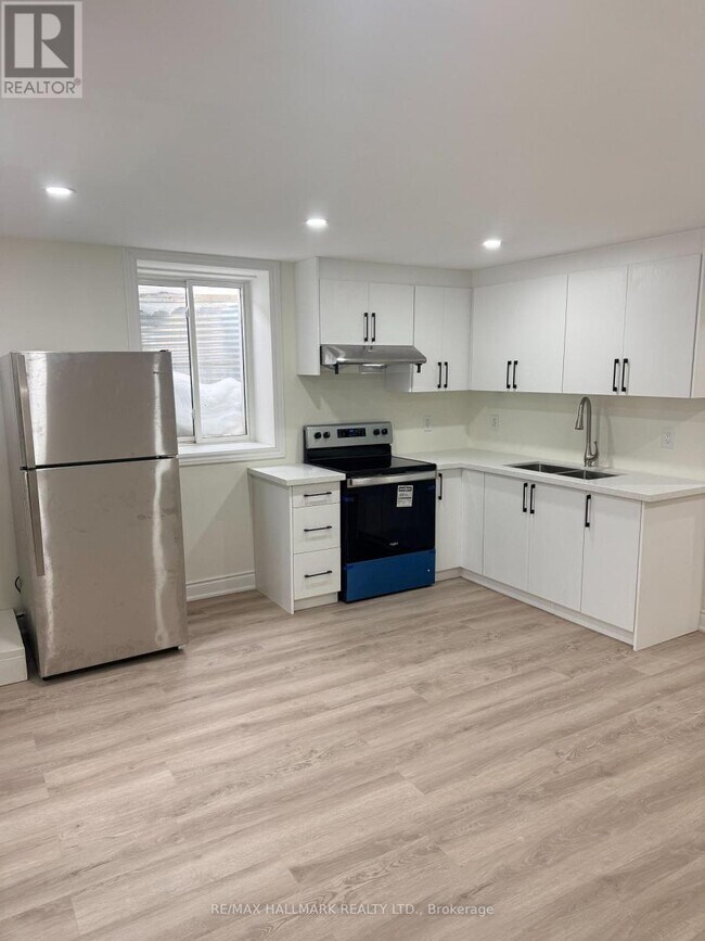 Photo - 550 Yates Dr