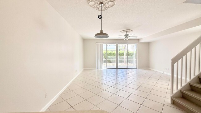 2171 Tigris Dr
