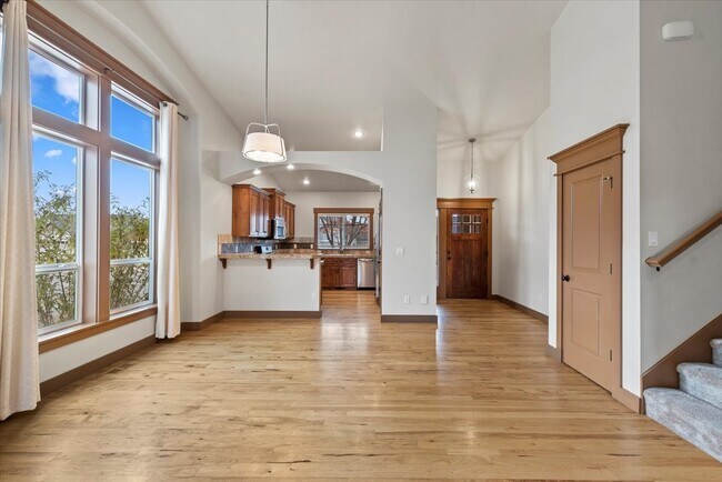 Photo - 5996 S Egmont Ave