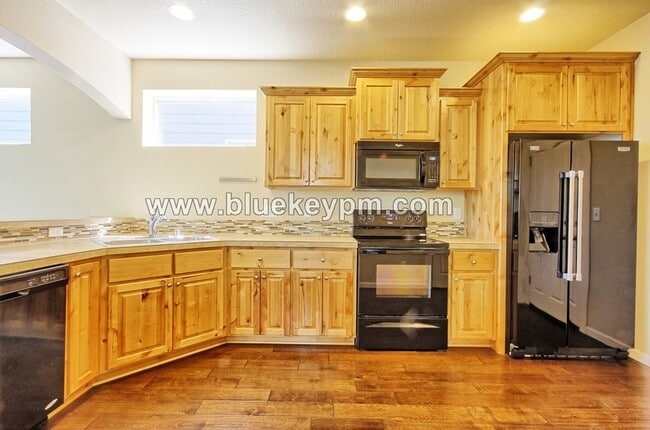 Photo - 3 Bed 2.5 Bath Home in Hazel Dell w/ Easy Access to I-5 and SR 500