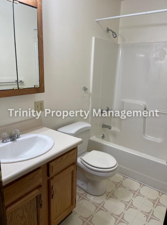 Photo - 1419 W Pike St