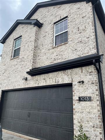 Photo - 1013 AMENDUN Ln