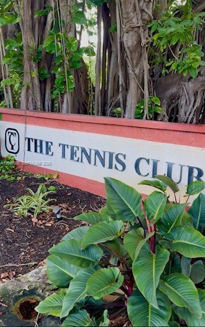 Building Photo - 610 Tennis Club Dr Unit 407