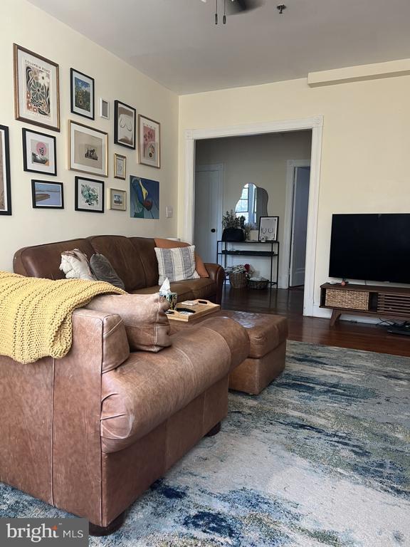 Photo - 1415 Girard St NW Unidad 302