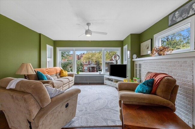 Photo - 2447 N Kildare Ave Unit 2