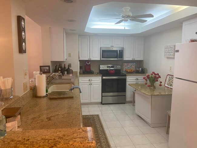 Photo - 1149 Hillsboro Mile Unit 309