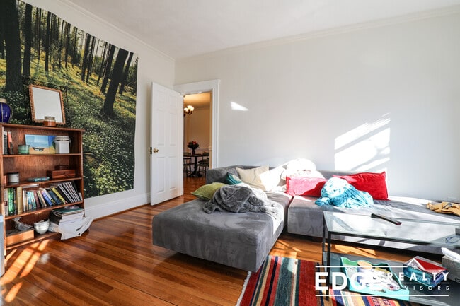 38 Lawton St Unit 1
