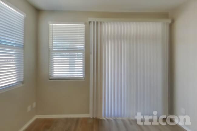 Photo - 17307 W Monroe St