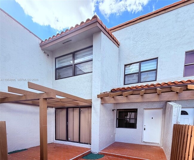 Building Photo - 10307 NW 9th St Cir Unit 102-15