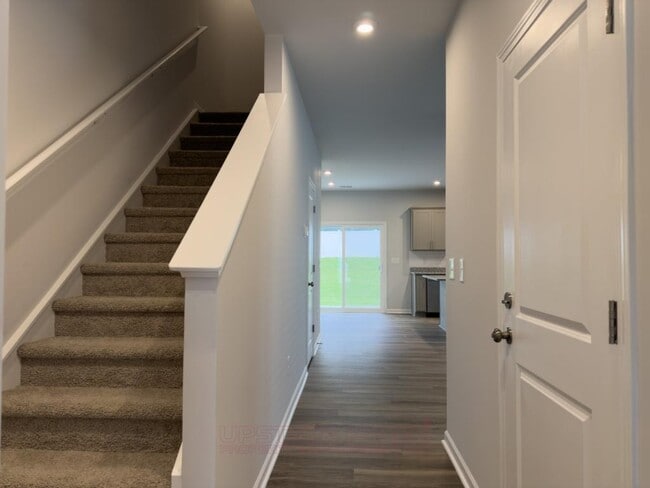 Photo - 173 Randwick Ln