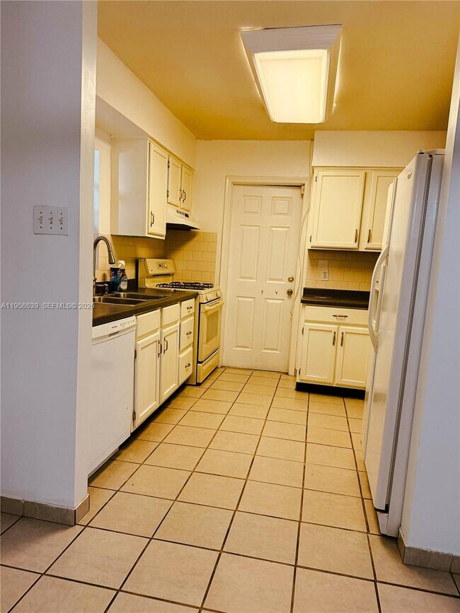 Photo - 2591 NW 87th Ln