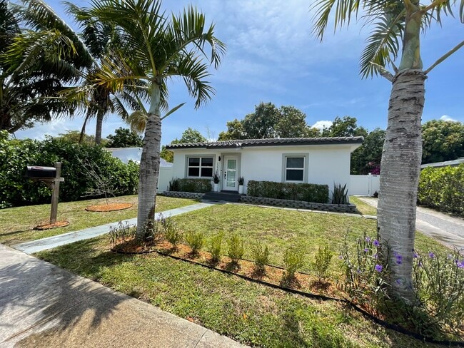 Photo - 12205 NE 11th Ct Casa